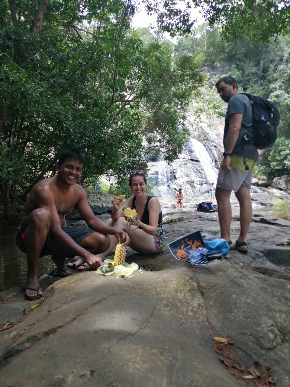 Active Sri Lanka adventure tour visiting Diyaluma Falls