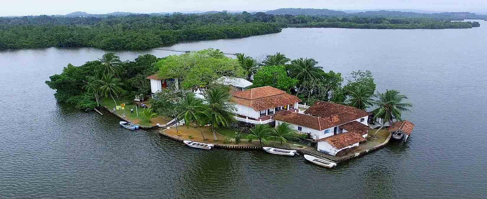Accessible Sri Lanka tour with private transport and practical travel support