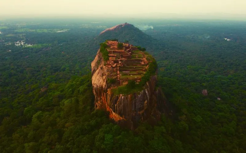 Sri Lanka cultural tour with ancient cities, temples, and UNESCO heritage sites